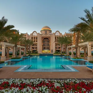 Amazing Beachfront Near Atlantis Waterpark By Simply Comfort Sarai Palm Jumeirah Apartment